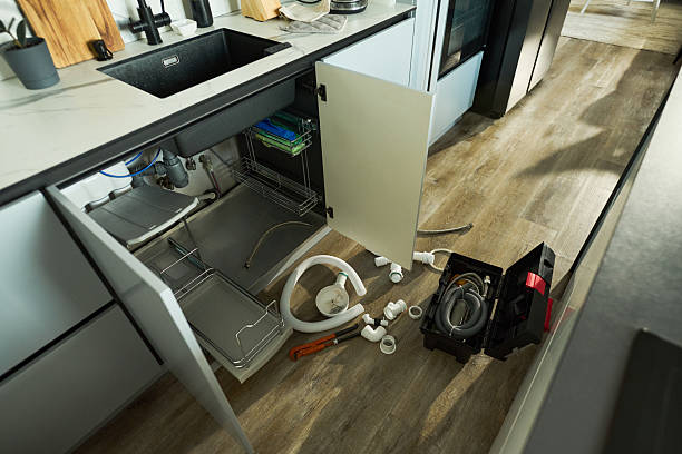 Reliable Plumbing contractor in Thompsons, TX by Street Wise - Plumbing